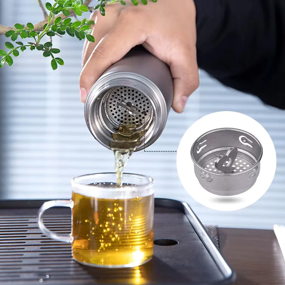 Double Wall Vacuum Pure Titanium Insulated Water Bottle, Lightweight Leakproof Titanium Thermos Flask for Office Travel Camping Coffee Tea